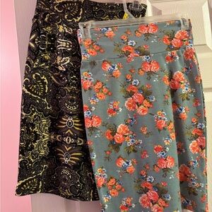 Set of 2 XS Lularoe pencil skirts preowned